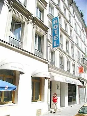 Hibiscus Republique 2* פריז